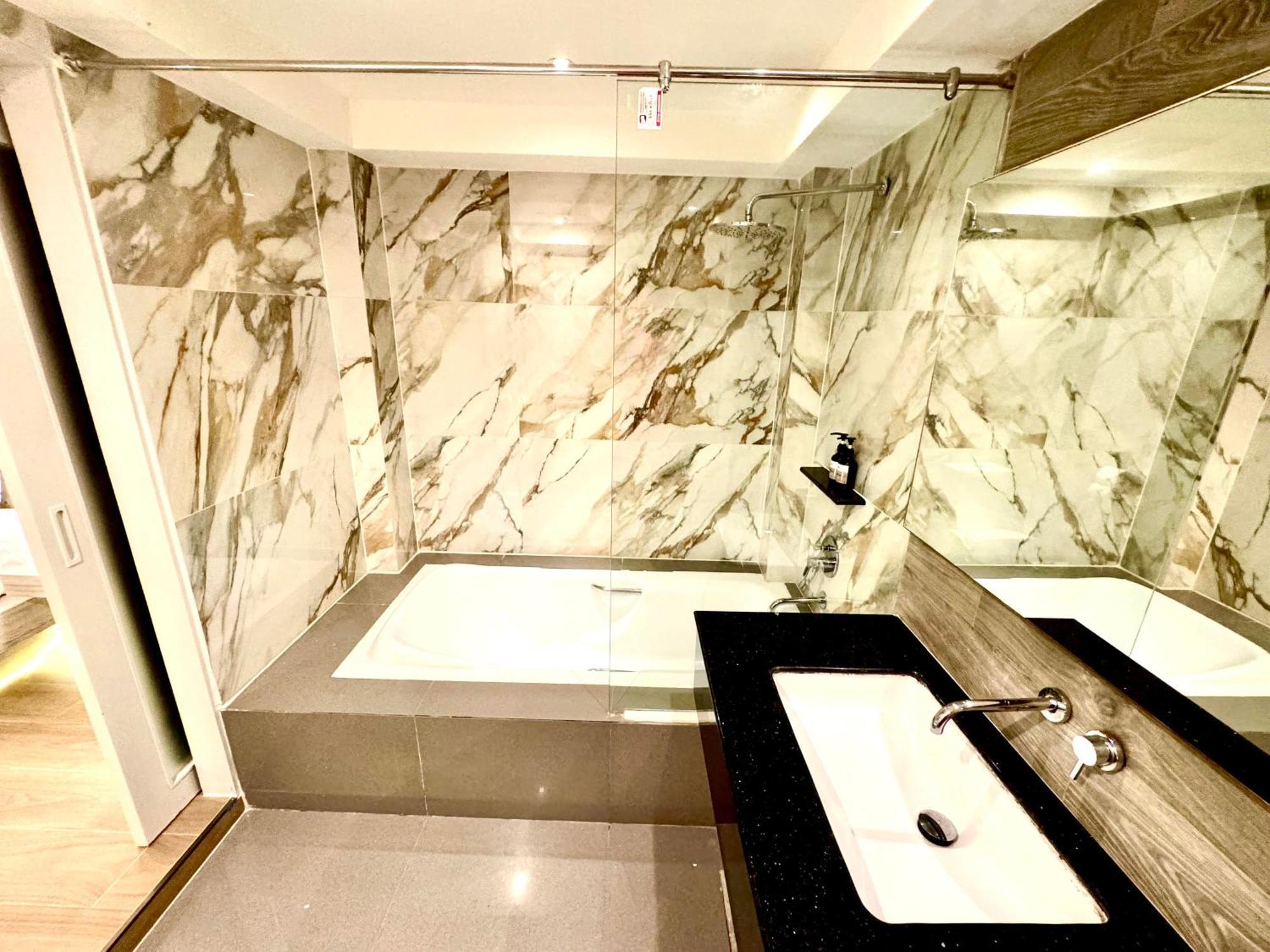 De Coze Hotel Patong Ngoại thất bức ảnh